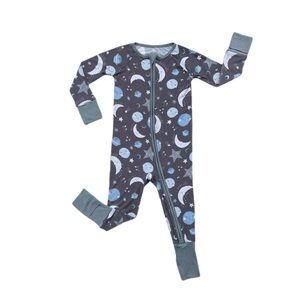 Little Sleepies To the Moon & Back Zippy in size 0-3M